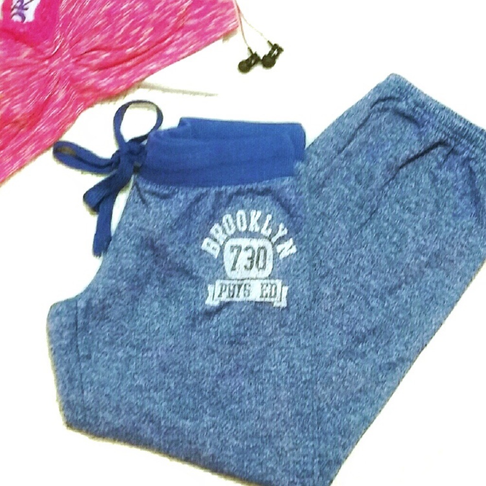 Derek Heart Cropped Joggers Blue “Brooklyn” Graphic Sweatpants Soft Crop Pants S - Picture 10 of 11